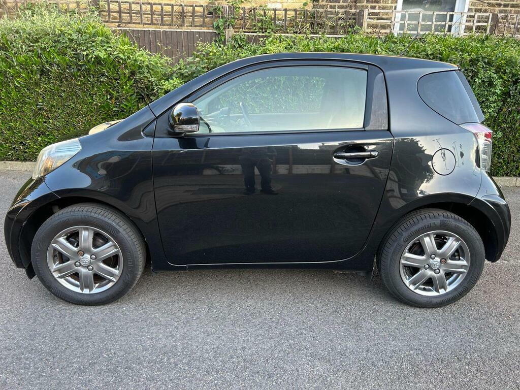 Toyota IQ 1.0 Vvt-i 2 Multidrive Euro 5 Black #6