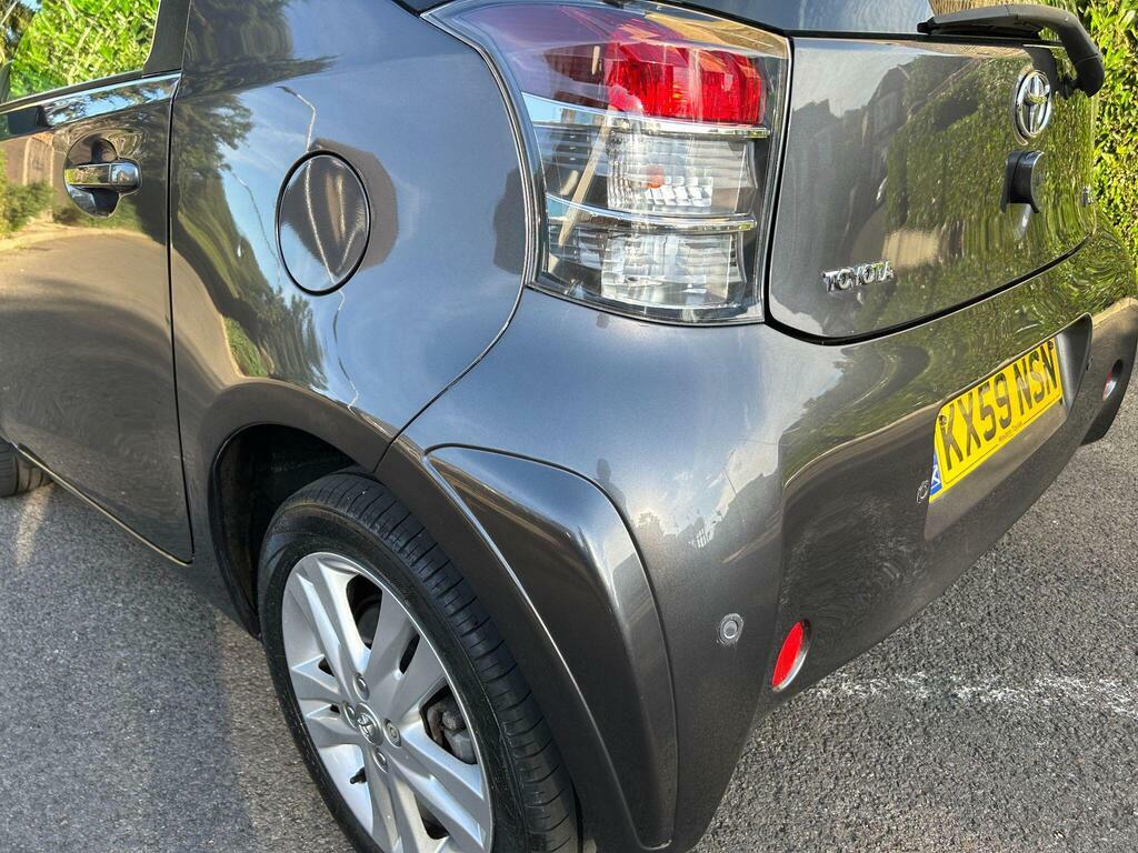 Toyota IQ 1.0 Vvt-i Hatchback White #77