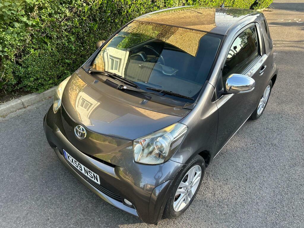 Toyota IQ 1.0 Vvt-i Hatchback White #54