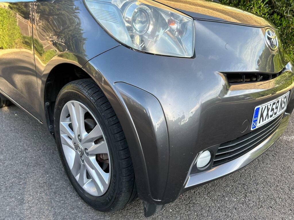 Toyota IQ 1.0 Vvt-i Hatchback White #79