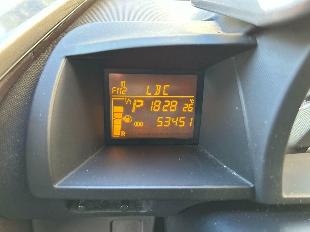 Toyota IQ 1.0 Vvt-i Hatchback White #100