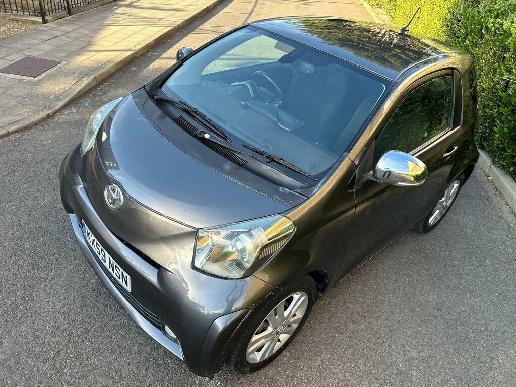 Toyota IQ 1.0 Vvt-i Hatchback White #66
