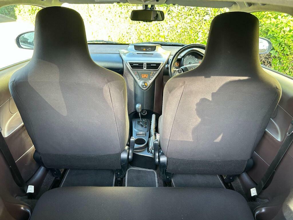 Toyota IQ 1.0 Vvt-i Hatchback White #25