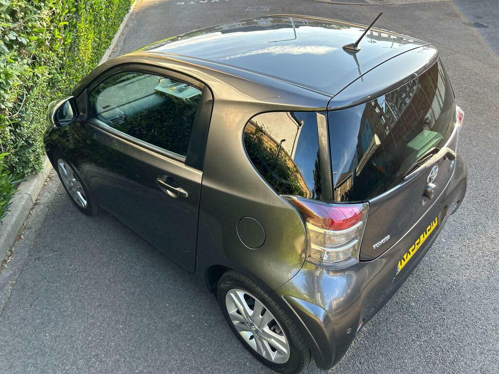 Toyota IQ 1.0 Vvt-i Hatchback White #59