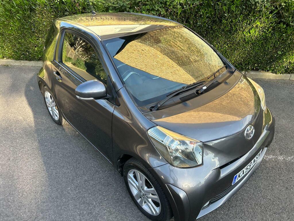 Toyota IQ 1.0 Vvt-i Hatchback White #56