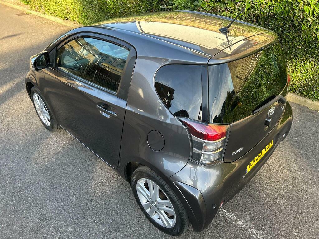 Toyota IQ 1.0 Vvt-i Hatchback White #50