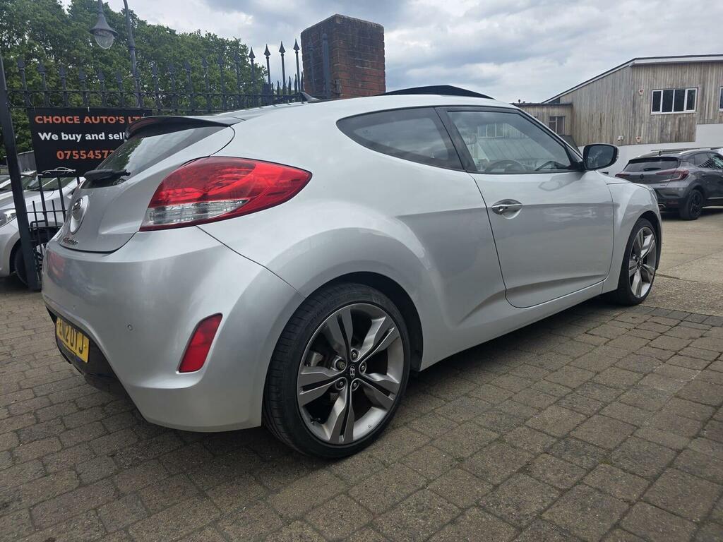 Hyundai Veloster Hatchback 1.6 Gdi Sport Euro 5 201212 Black #3