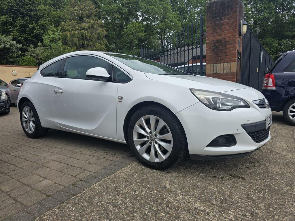 Vauxhall Astra GTC Coupe 1.4I Turbo Sri Euro 6 201515 White #2