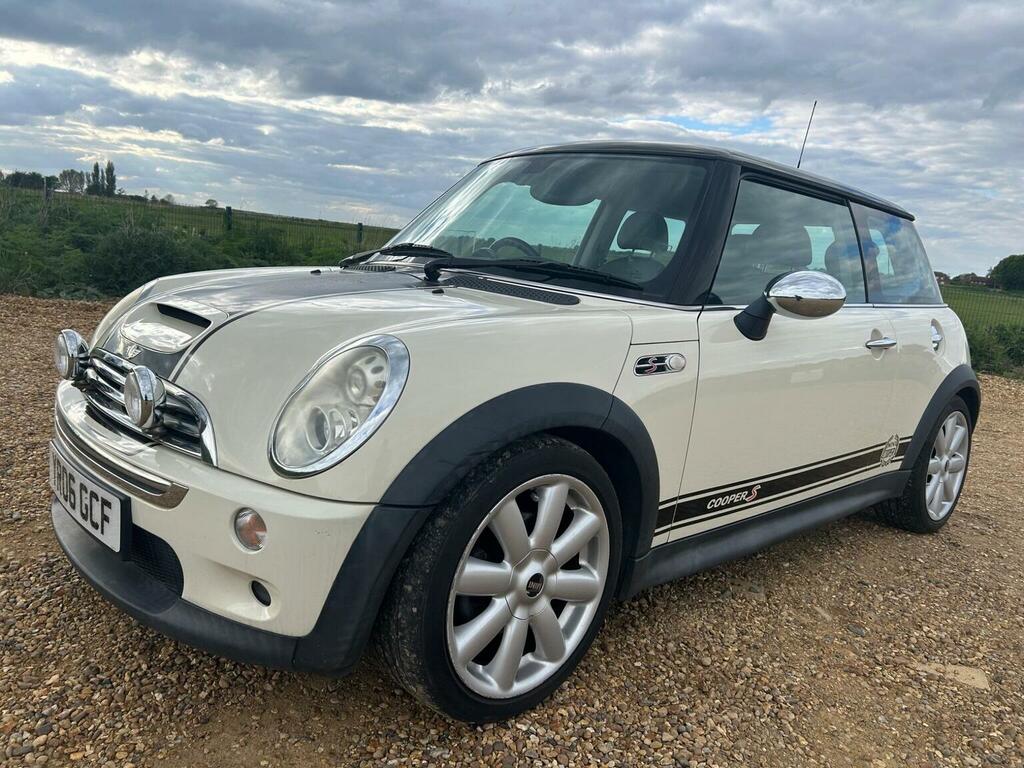 Mini Hatch Mini One White #2