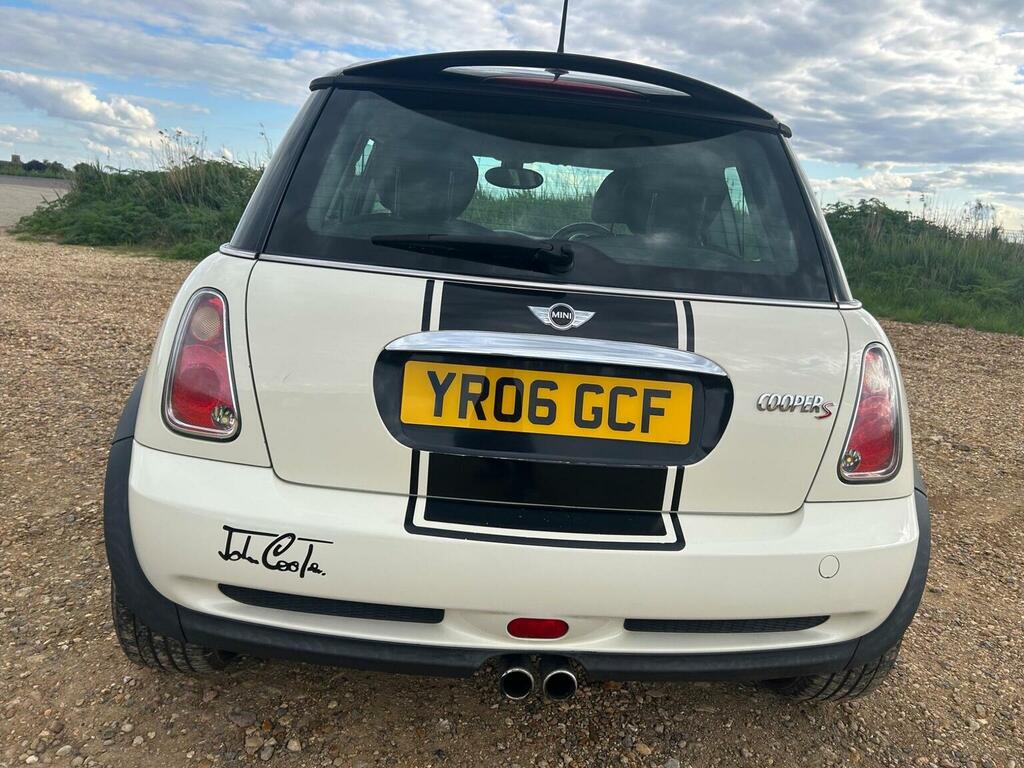 Mini Hatch Mini One White #10
