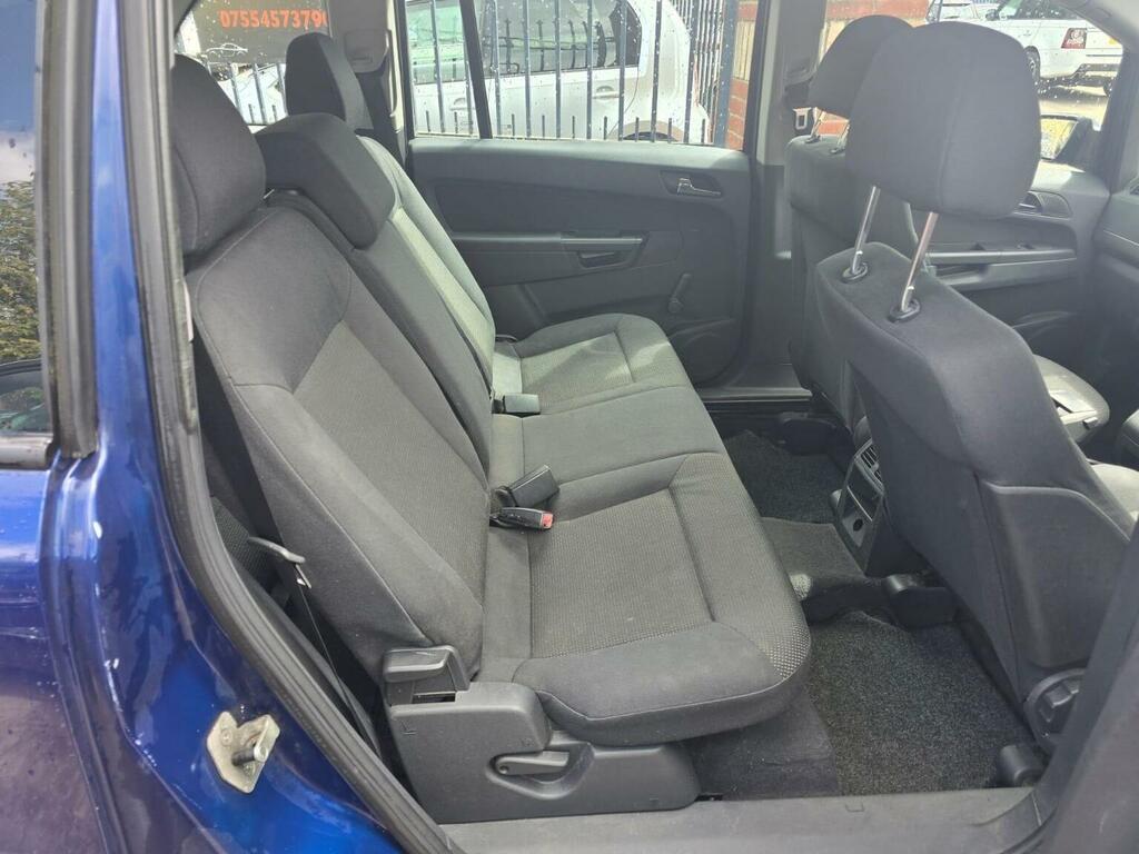 Vauxhall Zafira Silver #9
