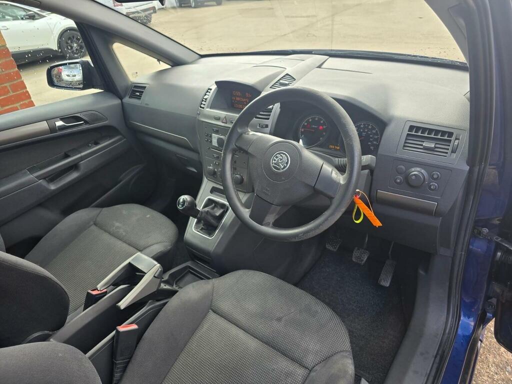 Vauxhall Zafira Silver #20