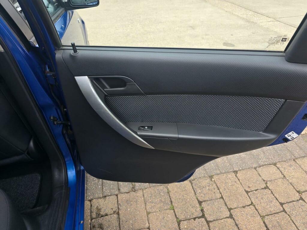 Chevrolet Aveo Aveo Lt Black #21