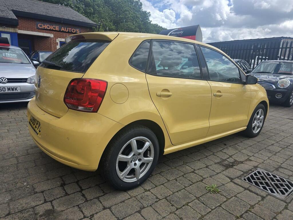 Volkswagen Polo Hatchback 1.2 Moda Euro 5 201060 Yellow #3