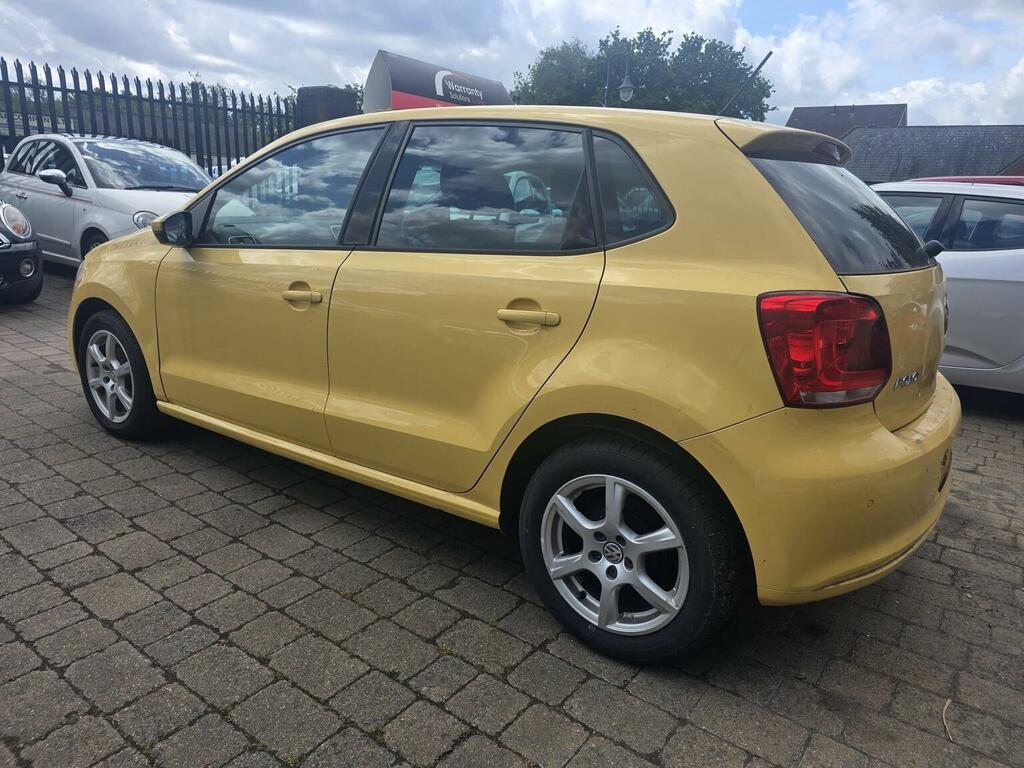 Volkswagen Polo Hatchback 1.2 Moda Euro 5 201060 Yellow #4