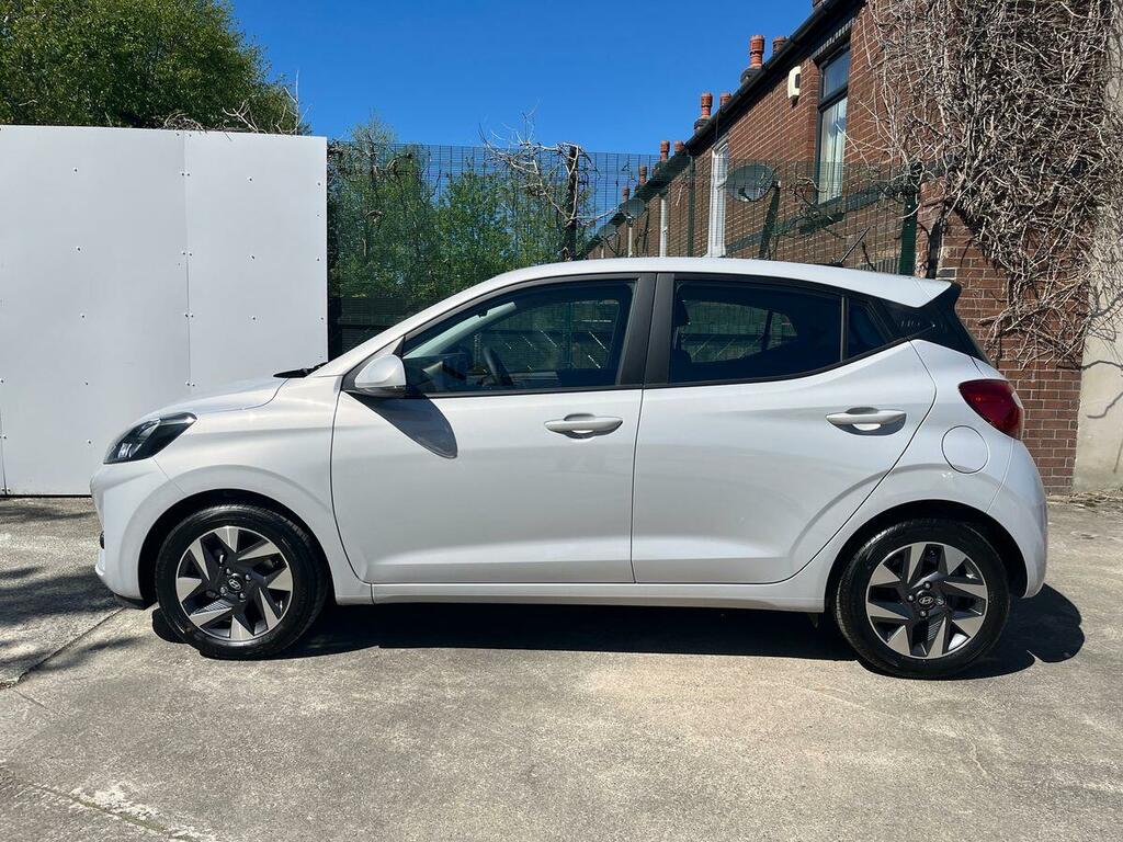 Hyundai I10 1.2 Premium Euro 6 Ss PE26YVC White #6