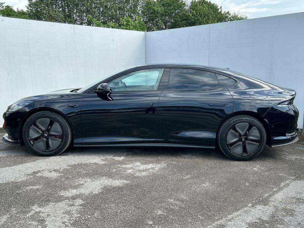 MG IM5 100Kwh Long Range Saloon PK26KTJ Black #6