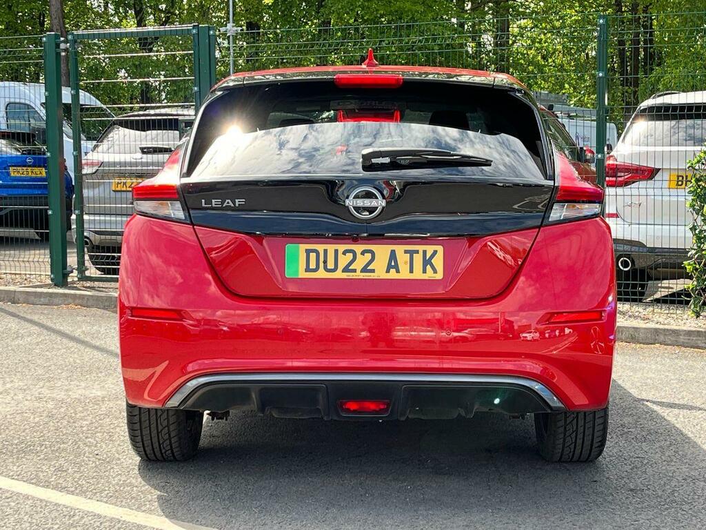 Nissan Leaf 39Kwh N-connecta Hatchback 150 DU22ATK Red #5