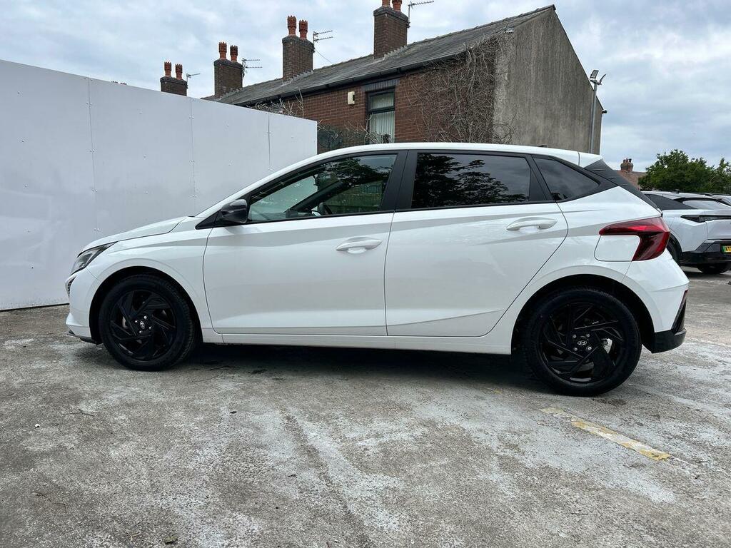Hyundai I20 1.0 T-gdi Black Line Euro 6 Ss PL75BMY White #6