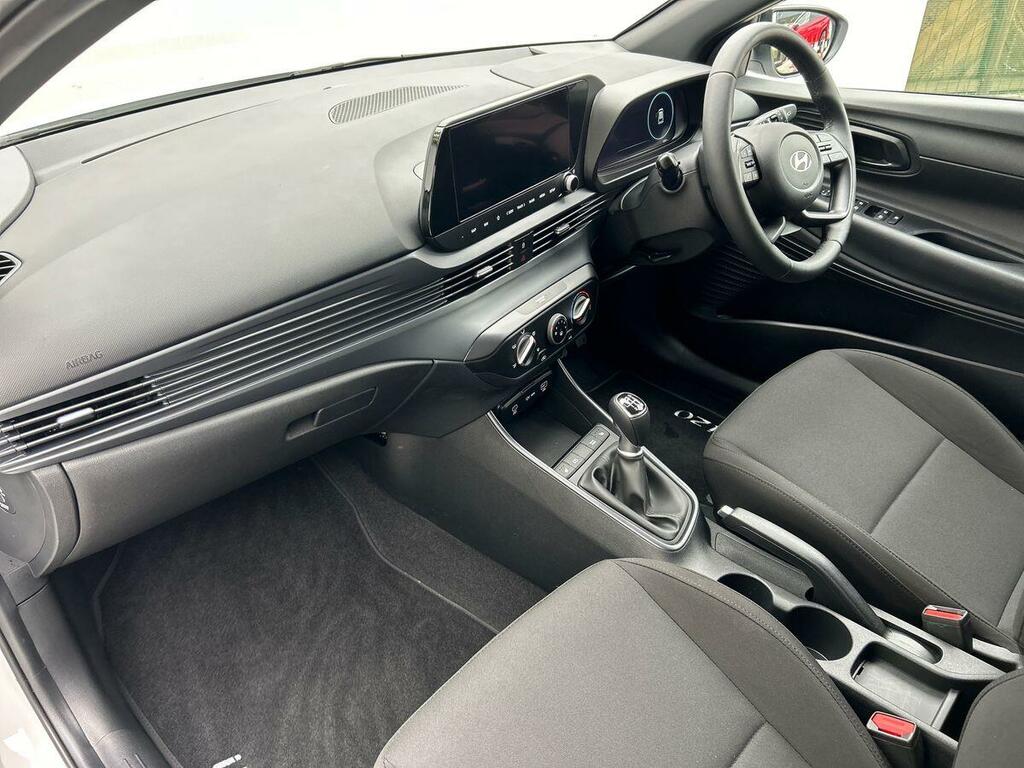 Hyundai I20 1.0 T-gdi Black Line Euro 6 Ss PL75BMY White #2