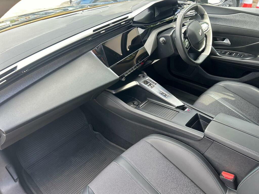 Peugeot 308 1.2 Puretech Allure Hatchback Eat Euro KJ73YKS Black #2