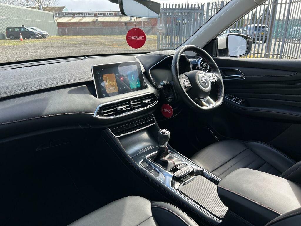 MG HS 1.5 T-gdi Trophy Suv Euro 6 Ss PO73ZWC White #2