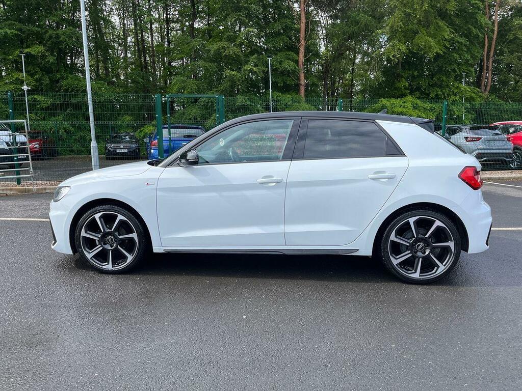 Audi A1 1.0 Tfsi 25 Black Edition Sportback Man WR22ZKY White #6