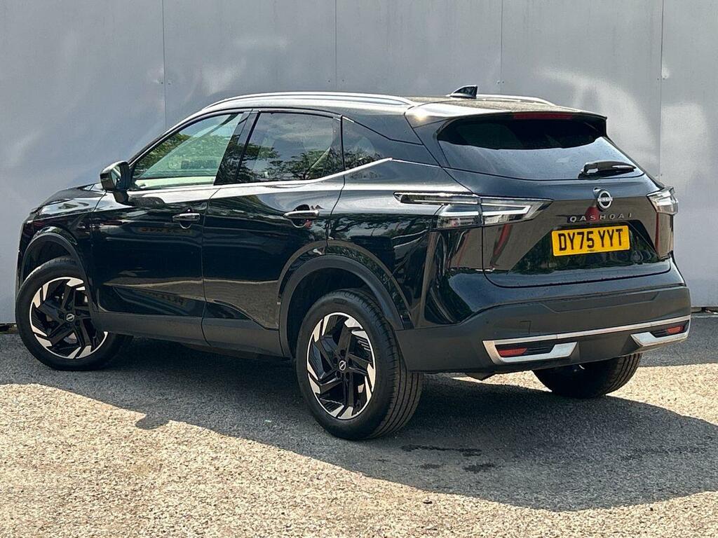 Nissan Qashqai 1.3 Dig-t Mhev N-connecta Suv Hybrid Ma DY75YYT Black #3