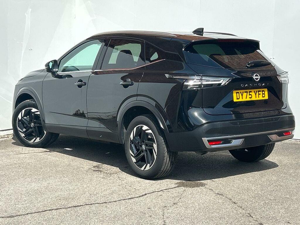 Nissan Qashqai 1.3 Dig-t Mhev N-connecta Suv Hybrid Ma DY75YFB Black #3