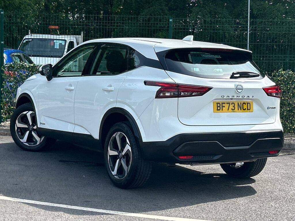 Nissan Qashqai 1.5 H E-power Acenta Premium Suv Hybrid BF73NCD White #3