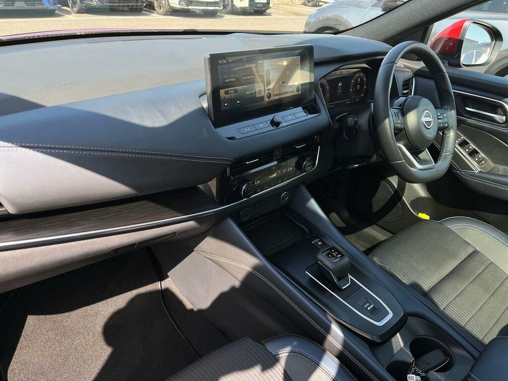 Nissan Qashqai 1.3 Dig-t Mhev Tekna Suv Hybrid Xtron E PK72EGX Red #2