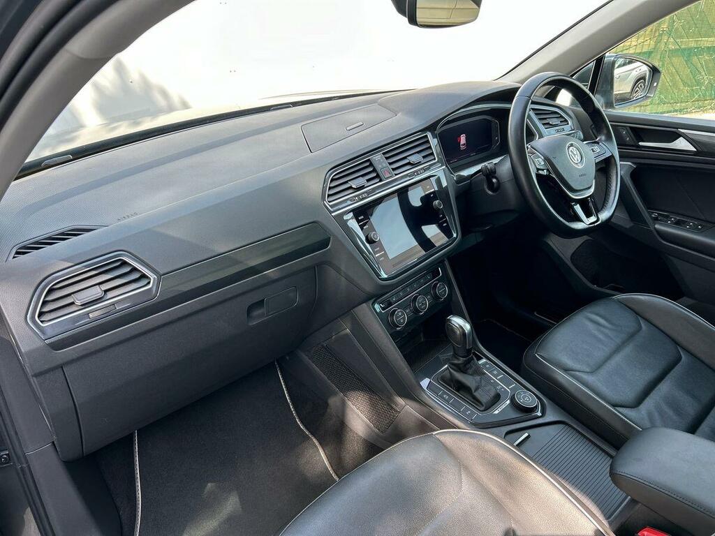 Volkswagen Tiguan 2.0 Tdi Sel Suv Dsg 4Motion Euro 6 Ss KY70PUH Grey #2