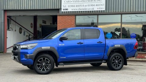 Toyota HILUX 2.8 Hilux Invincible YH23HJX Blue #3