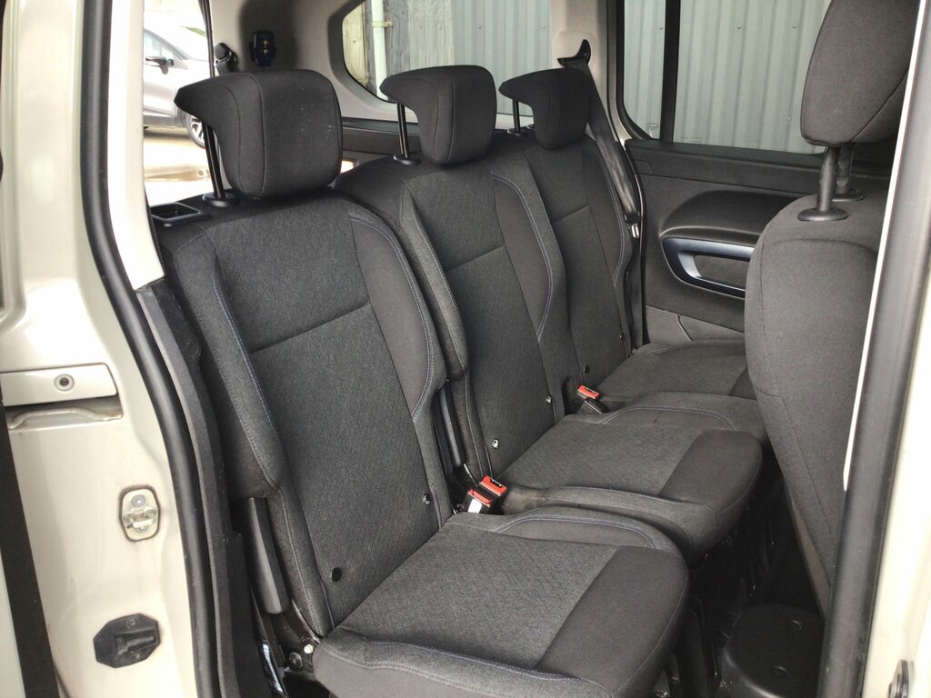 Peugeot Rifter 1.5 130 Bhp 5 Seats One Owner Only 54 817 SF69HVX Beige #6