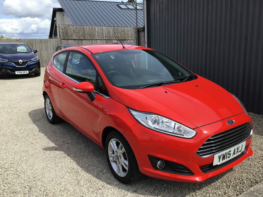Ford Fiesta 1.25 Zetec 81 Bhp Only 15 156 Mile Red #3