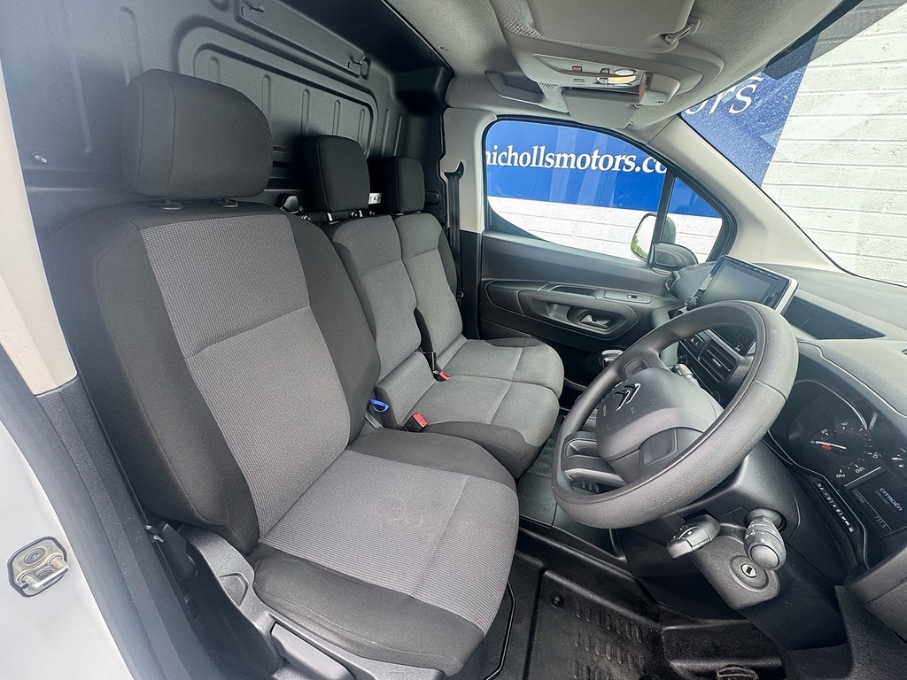 Citroen Berlingo Bluehdi 1000 Enterprise Edition M BD23CUY White #4