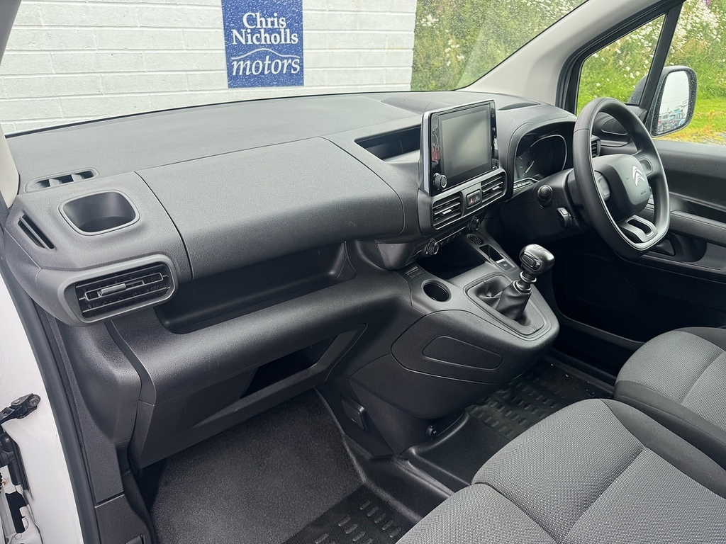 Citroen Berlingo Bluehdi 1000 Enterprise Edition M BD23CUY White #3