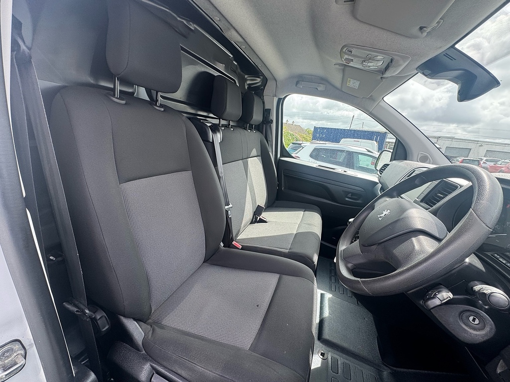 Peugeot Expert Bluehdi 1000 Professional Premium NU23XNM White #6