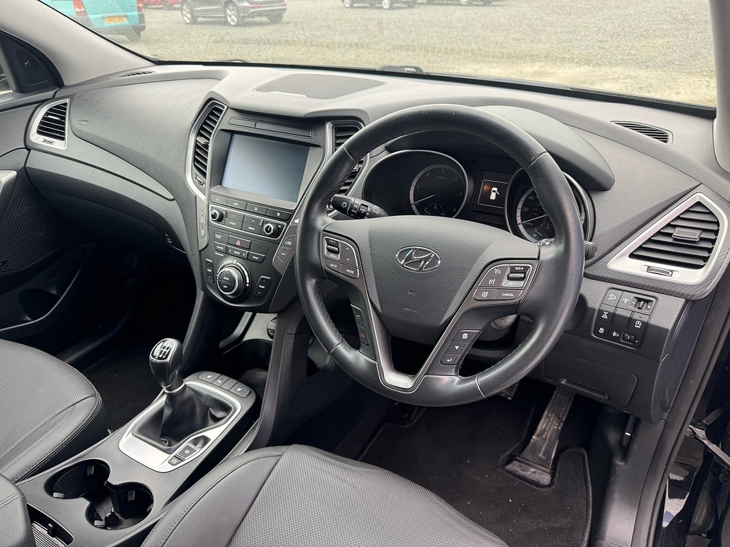 Hyundai Santa Fe Crdi Blue Drive Premium Black #5