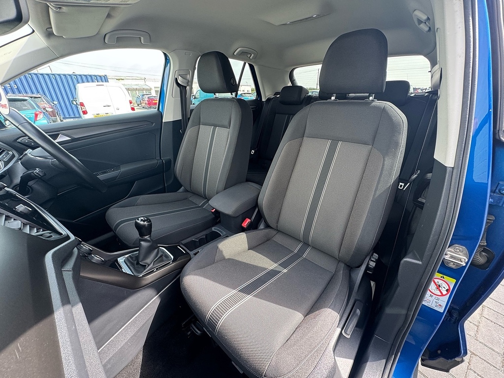 Volkswagen T-Roc Tdi Design WK68OTD Blue #4