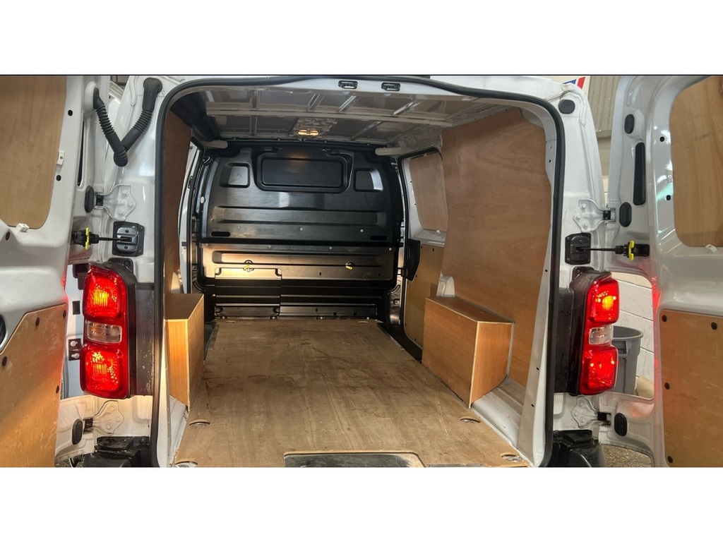 Vauxhall Vivaro Turbo D Prime DT24XNZ White #5