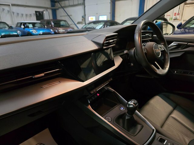 Audi A3 1.5 Tfsi 35 Sport Sportback Euro 6 S S GY70XNM Blue #3