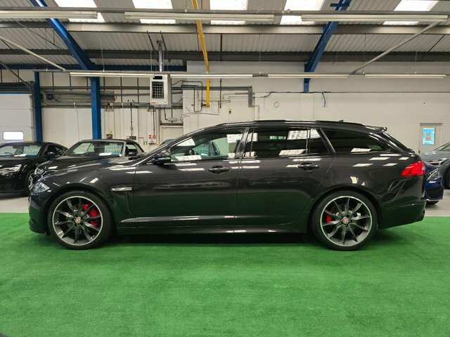 Jaguar XF 3.0D S V6 Portfolio Sportbrake Euro 5 S S 5 Grey
