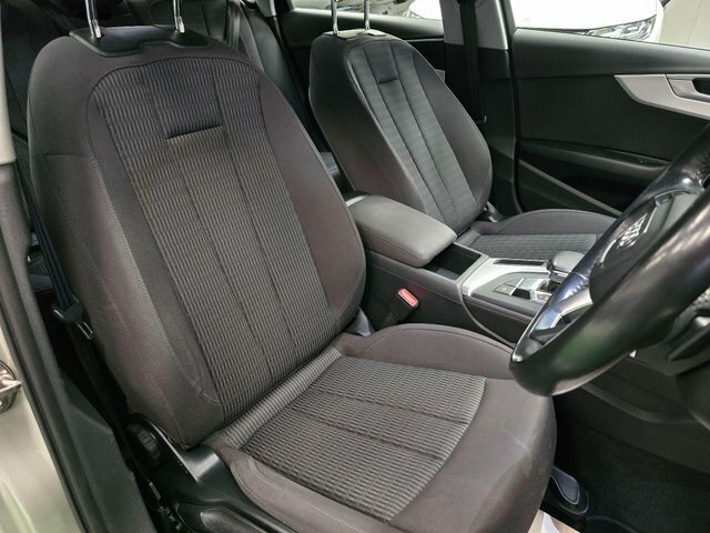Audi A4 2.0 Tdi Ultra Se Saloon S Tronic Euro 6 YR66MYJ Silver #3