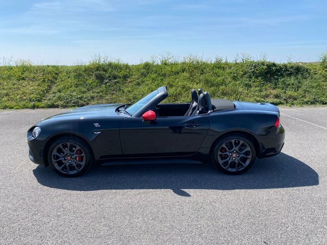 Abarth 124 Spider Multiair Convertible MK66XYG Black #3