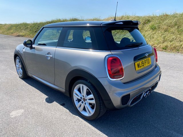 Mini Hatch Cooper S Sport Hatchback Silver #4