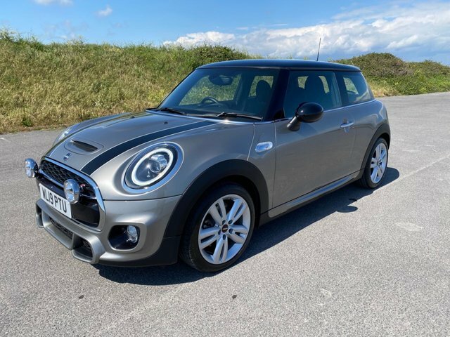 Mini Hatch Cooper S Sport Hatchback Silver #2
