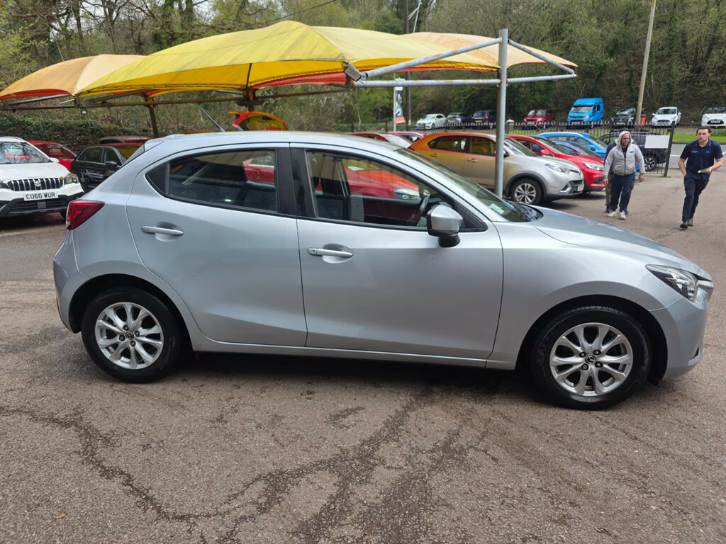 Mazda 2 Se-l Nav Plus Hatchback CT68HJK Silver #4