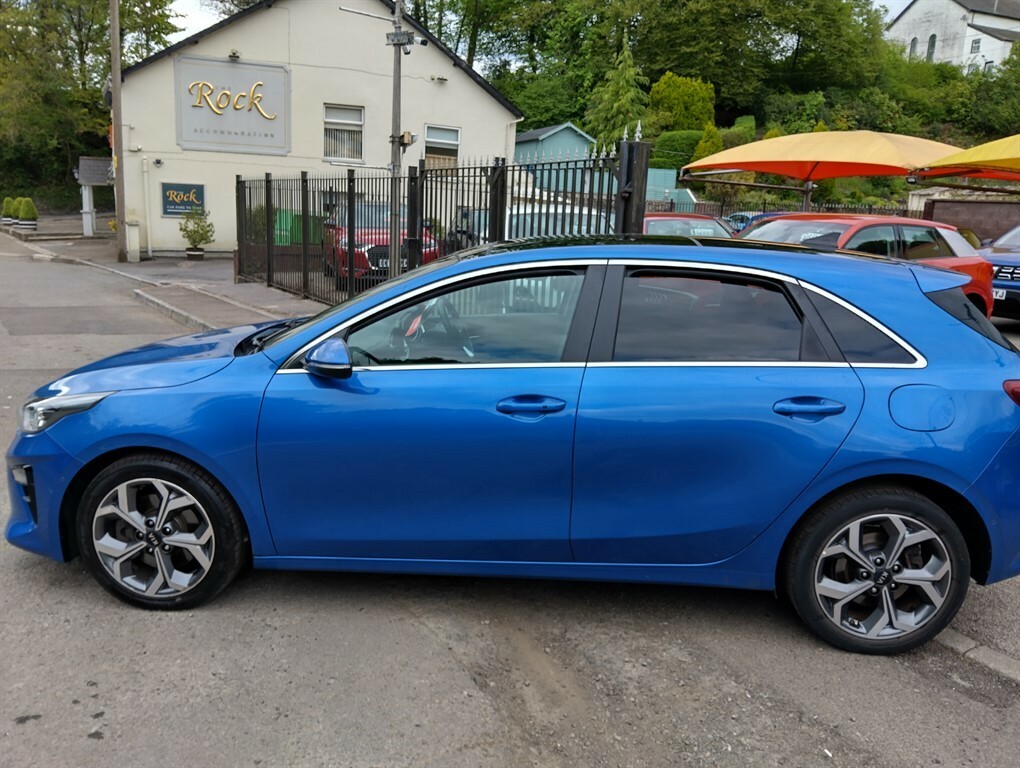 Kia Ceed First Edition Isg Hatchback CA68PWZ Blue #5