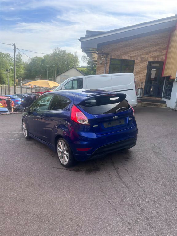 Ford Fiesta Titanium Tdci Hatchback  Grey #2